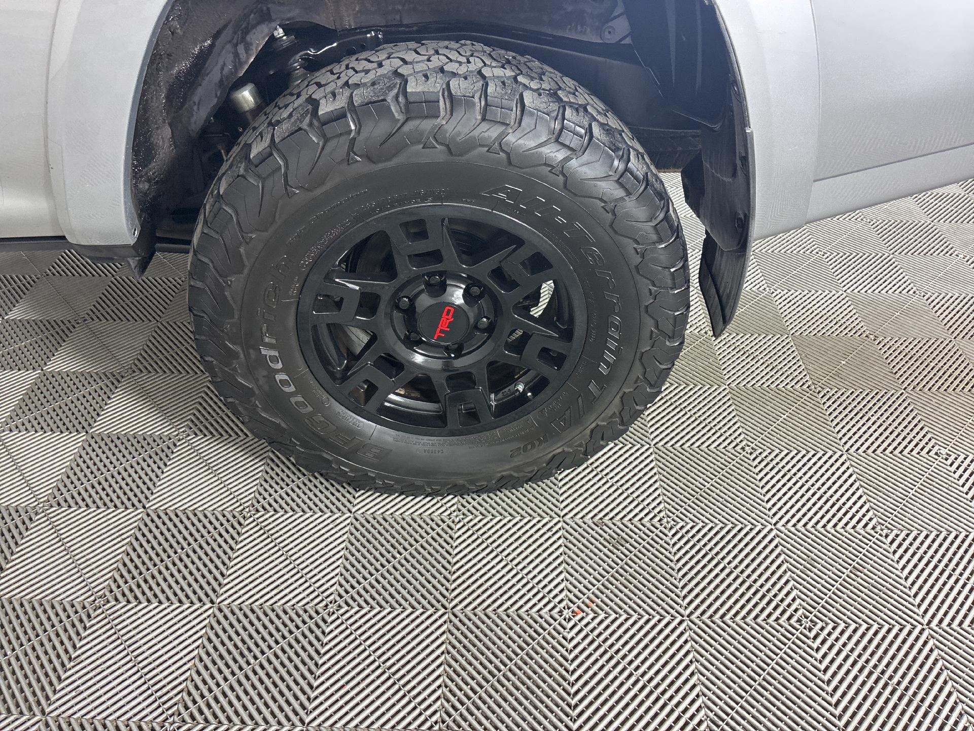 2016 Toyota 4Runner TRD Pro photo 7