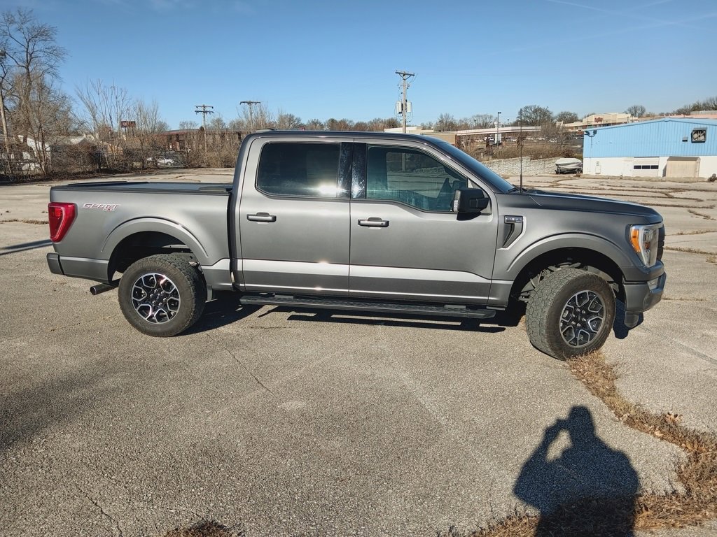 Used 2022 Ford F-150 XLT with VIN 1FTEW1EPXNKE71861 for sale in Kansas City