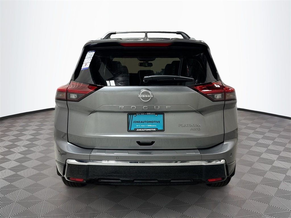2026 Nissan Rogue Platinum photo 2