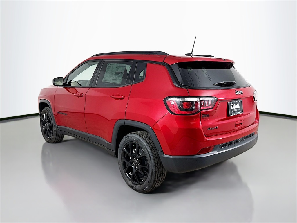 2025 Jeep Compass Latitude photo 4