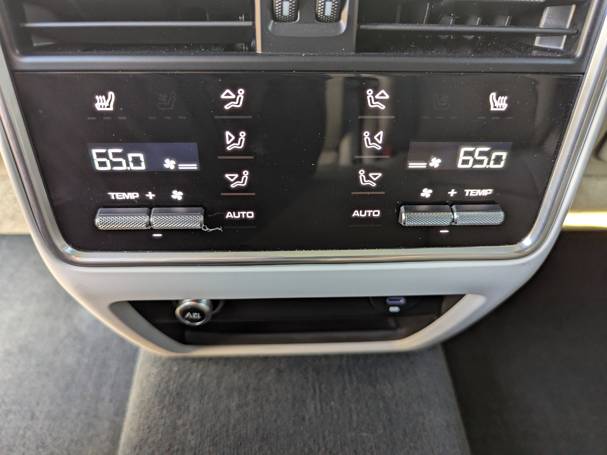 2023 Porsche Cayenne GTS Coupe photo 18