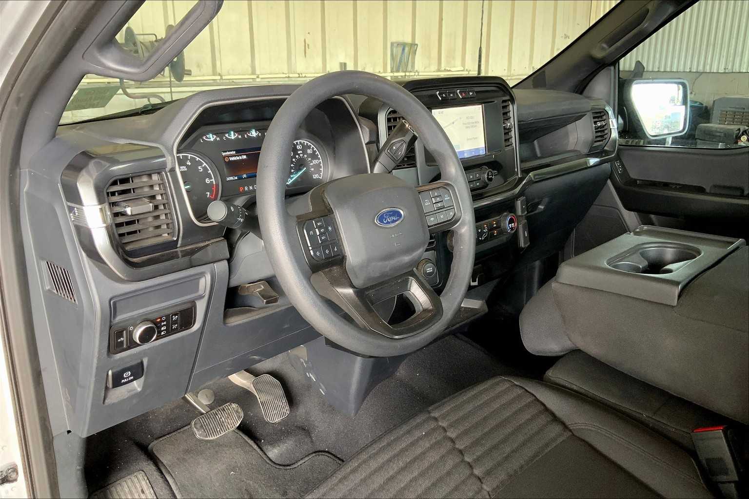 2023 Ford F-150 XL photo 16