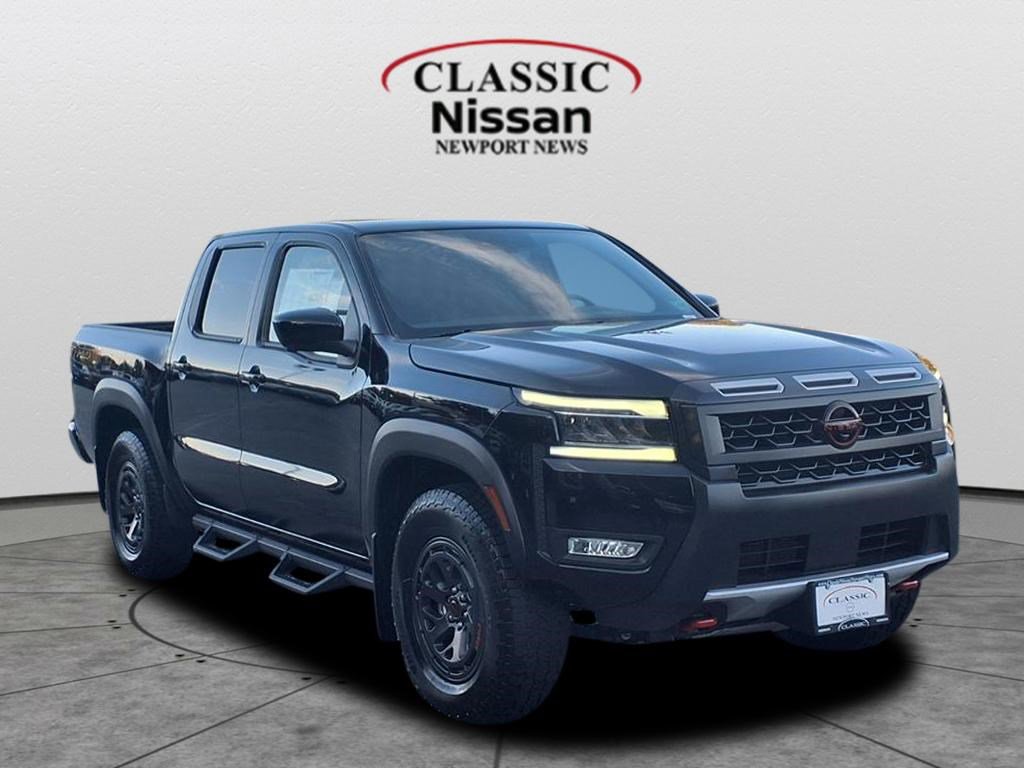 2025 Nissan Frontier PRO-4X's photo