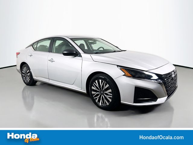 2024 Nissan Altima SV