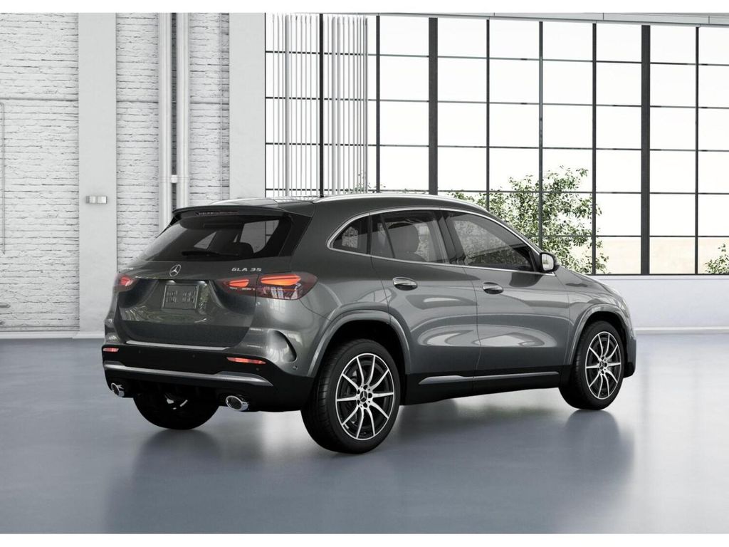 2025 Mercedes Benz GLA 35 AMG 4MATIC photo 18