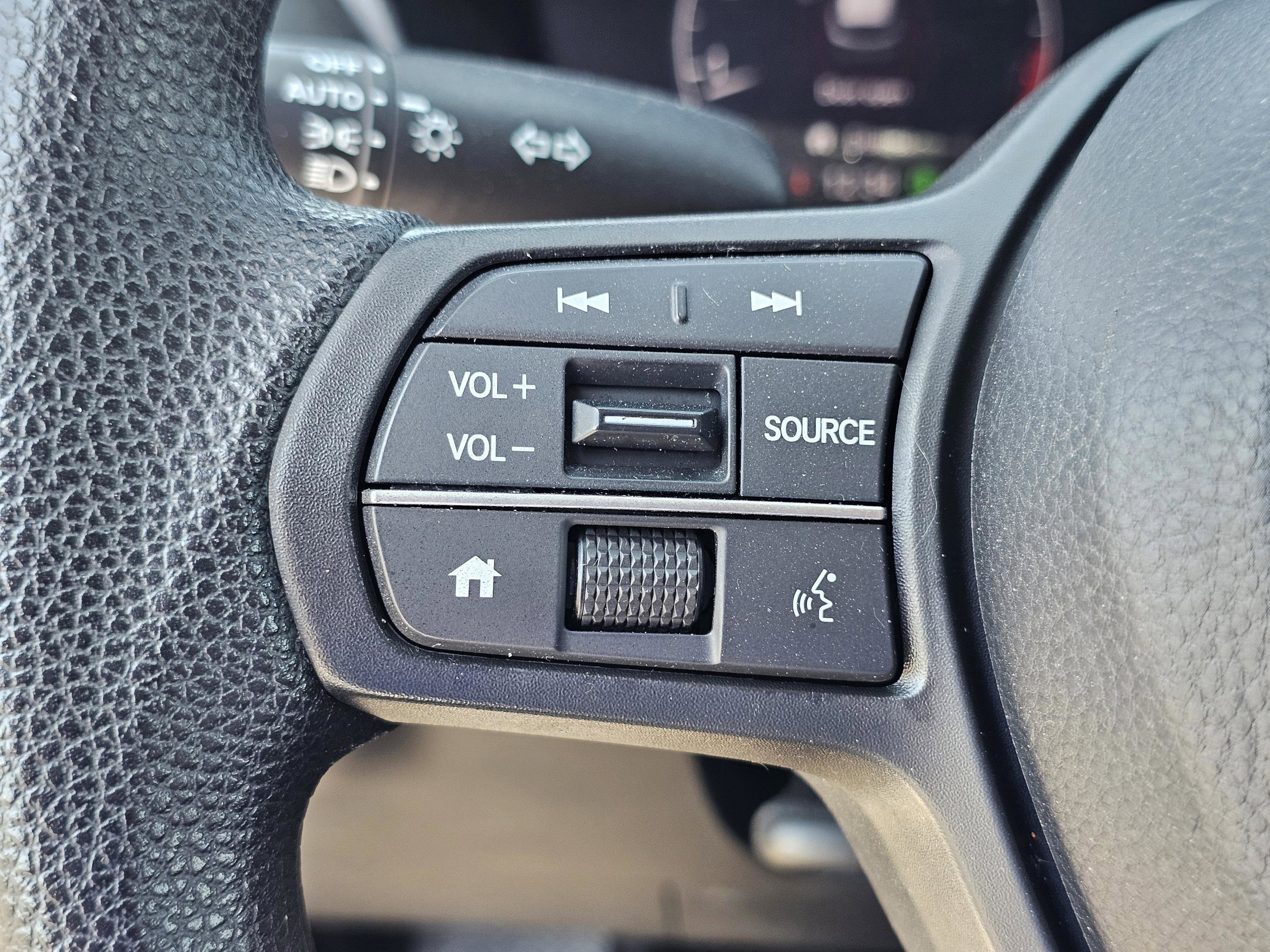 2023 Honda HR-V LX photo 13
