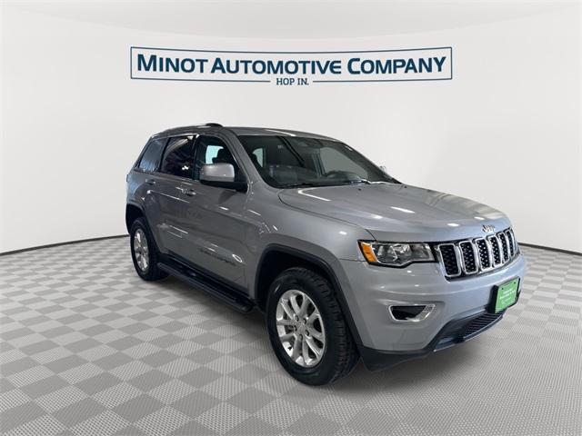 2021 Jeep Grand Cherokee Laredo E photo 2