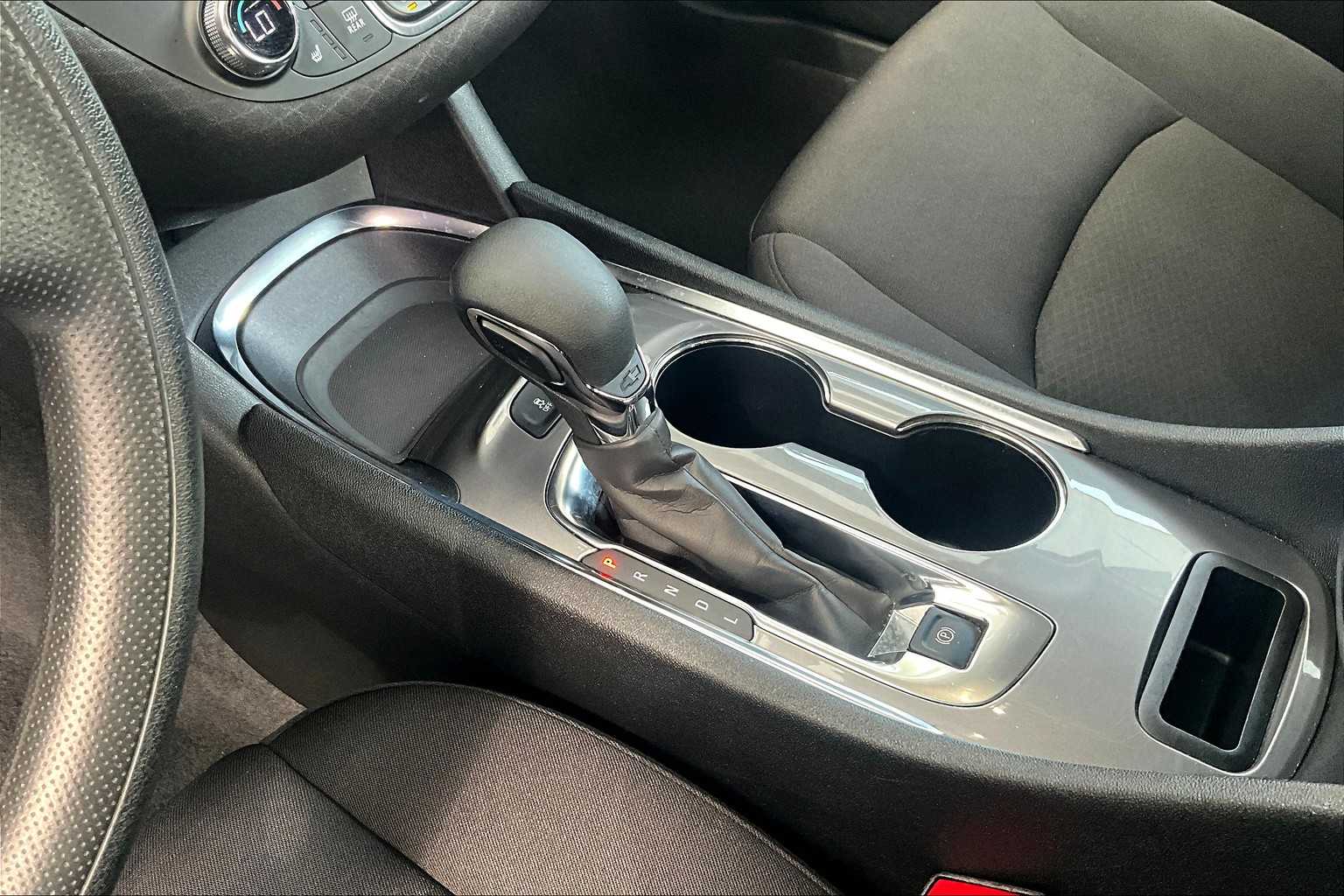 2023 Chevrolet Malibu 1LT photo 14