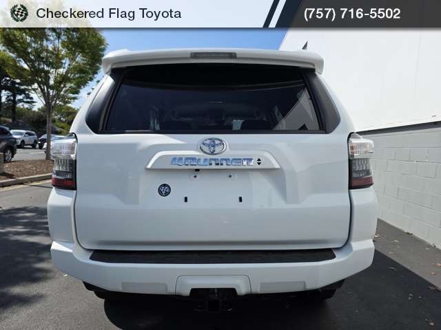 2024 Toyota 4Runner SR5 photo 6