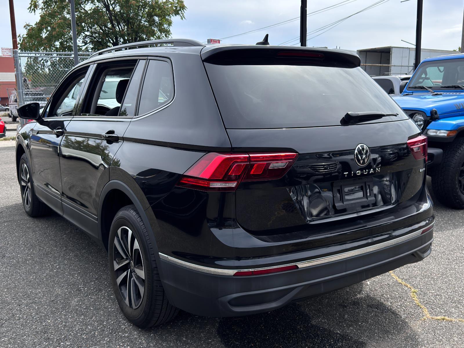 2022 Volkswagen Tiguan S photo 5