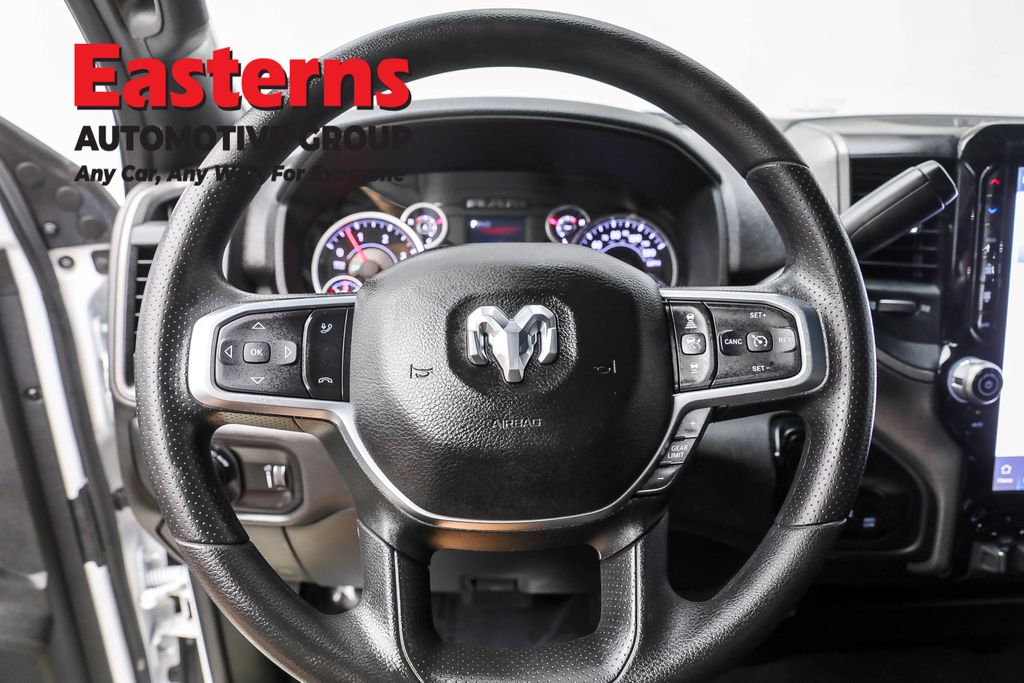 2025 Ram 2500 Tradesman photo 9
