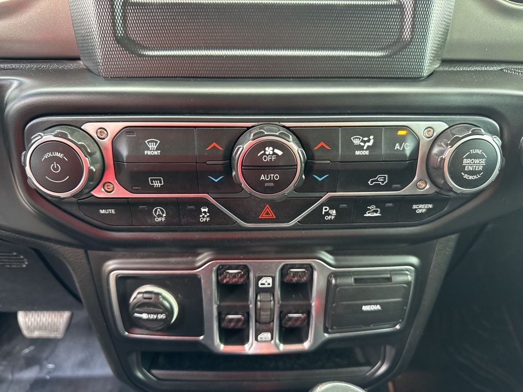 2020 Jeep Gladiator Sport photo 36