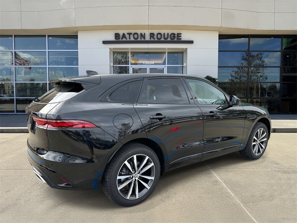 2025 Jaguar F-PACE P400 R-Dynamic S photo 3