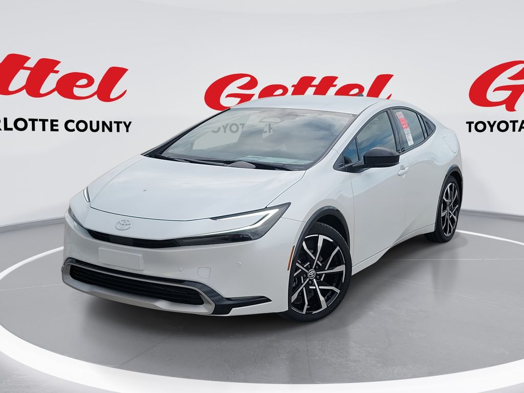 2026 Toyota Prius XSE's photo
