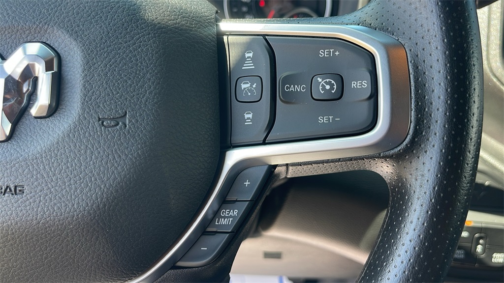 2025 Ram 3500 Tradesman photo 18