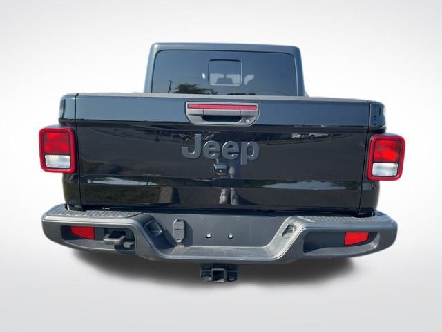 2023 Jeep Gladiator Willys photo 4