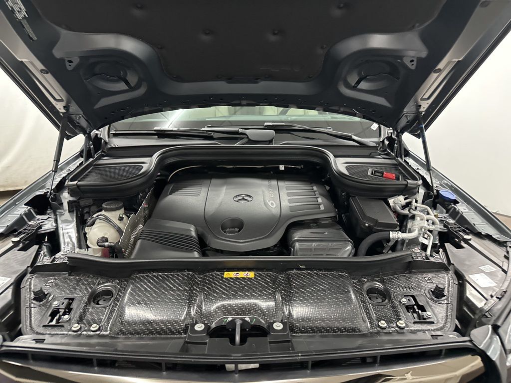 2026 Mercedes Benz GLS 450 4MATIC photo 27