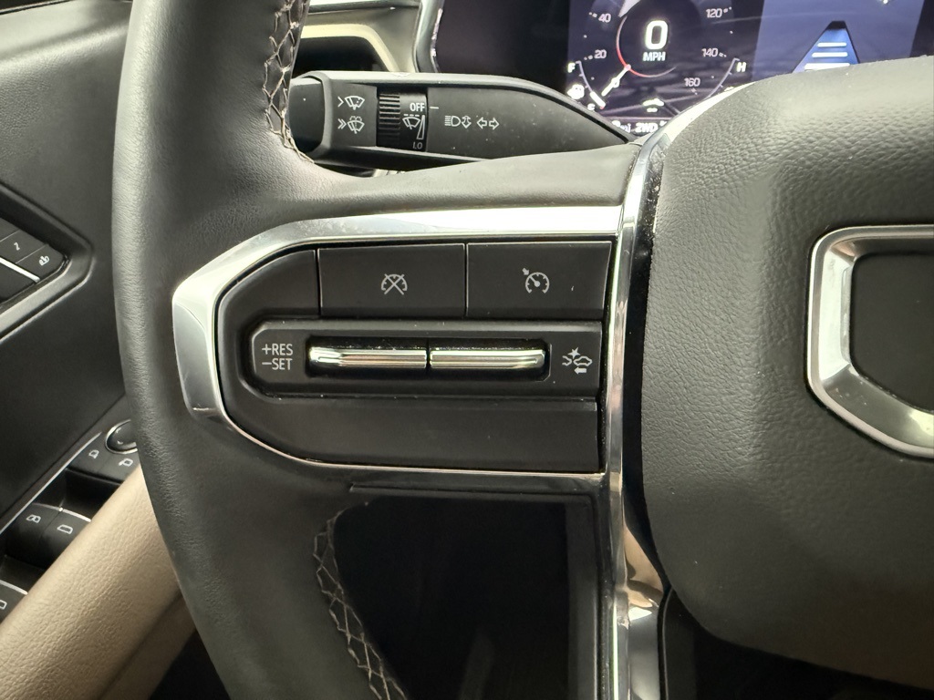 2024 Gmc Canyon Denali photo 39