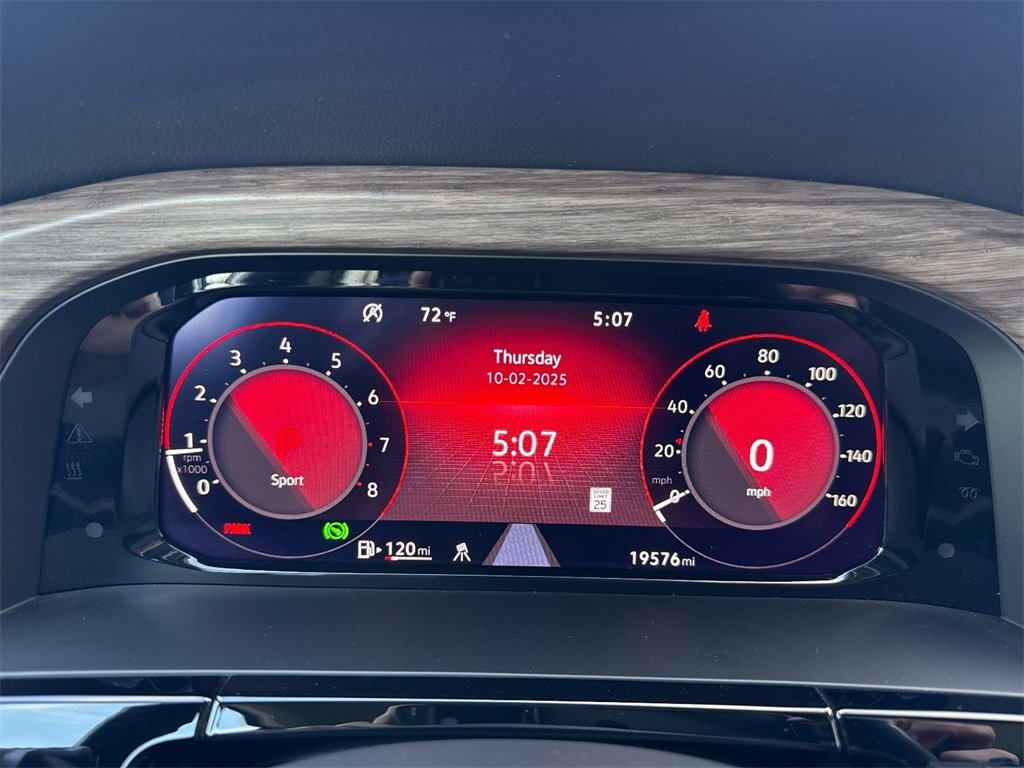 2024 Volkswagen Atlas SEL Premium R-Line photo 28