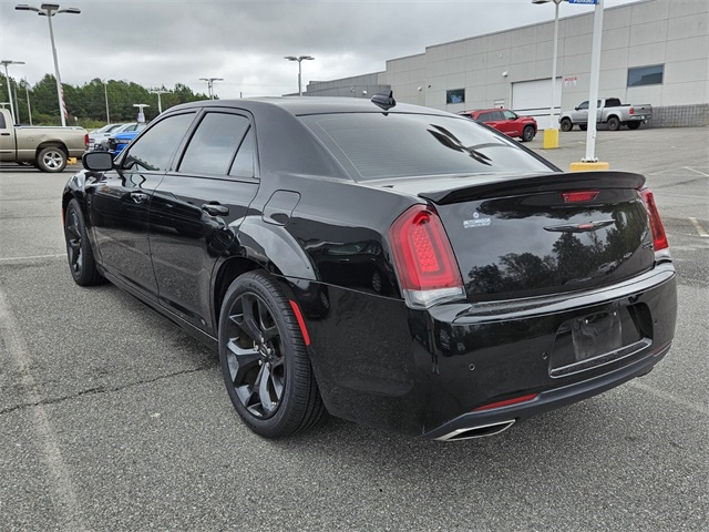 2022 Chrysler 300 S photo 5