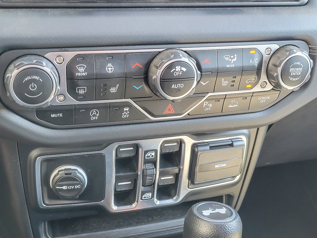 2024 JEEP WRANGLER - Image 15