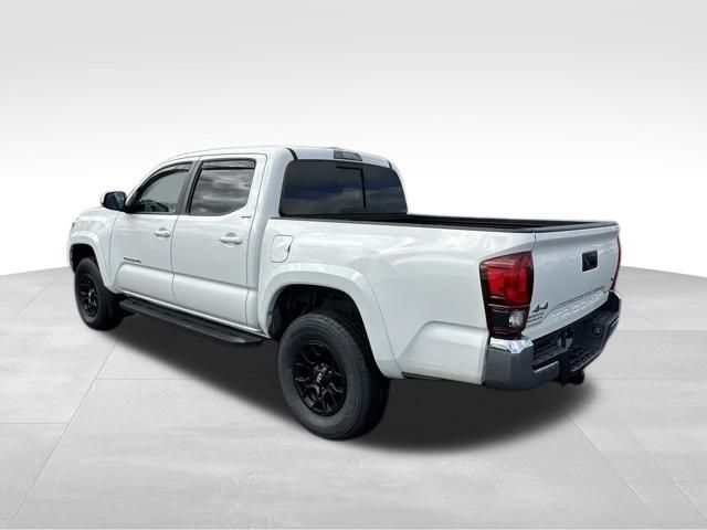 2022 Toyota Tacoma SR5 photo 4