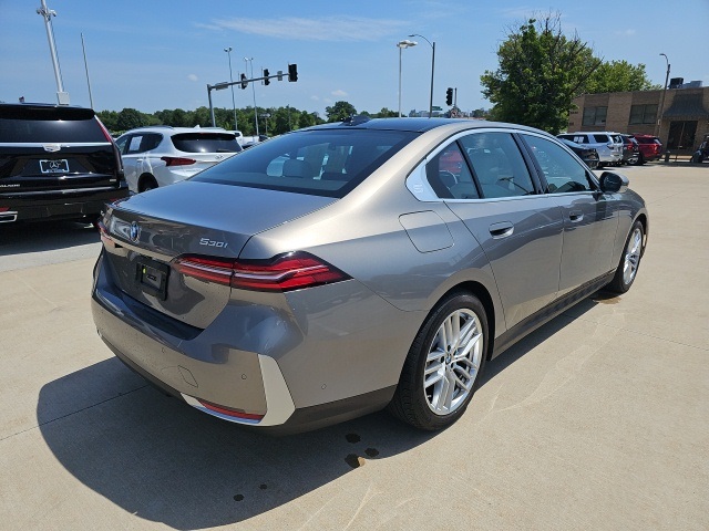 2024 Bmw 530i xDrive photo 3