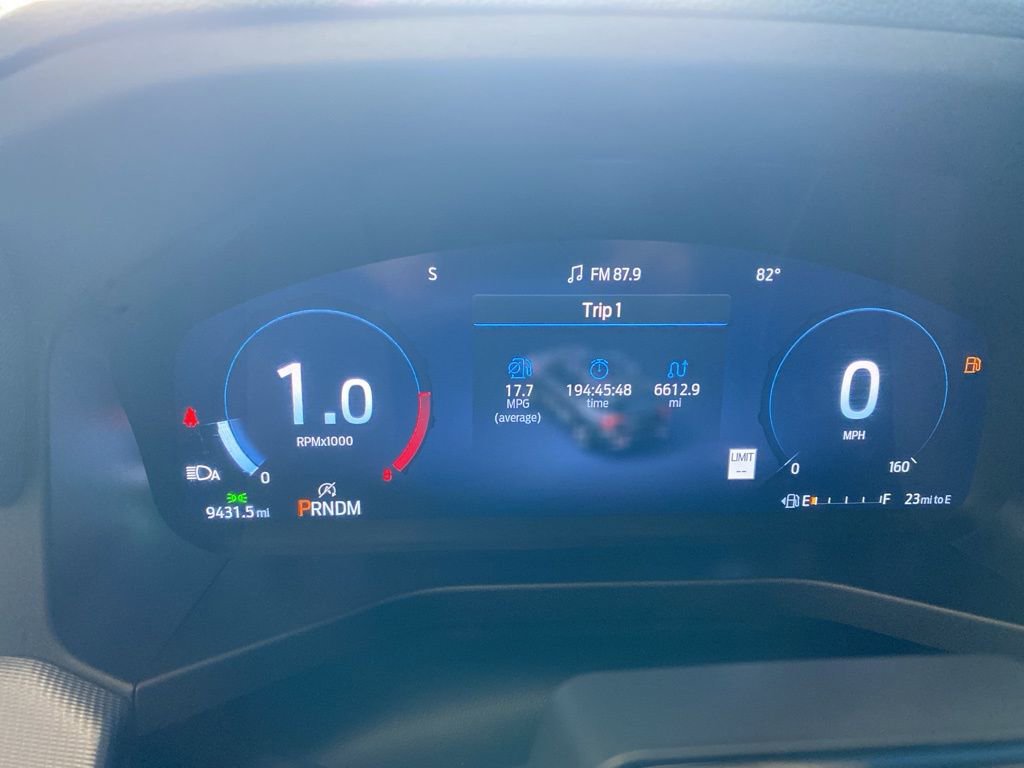 2025 Ford Explorer ST photo 4