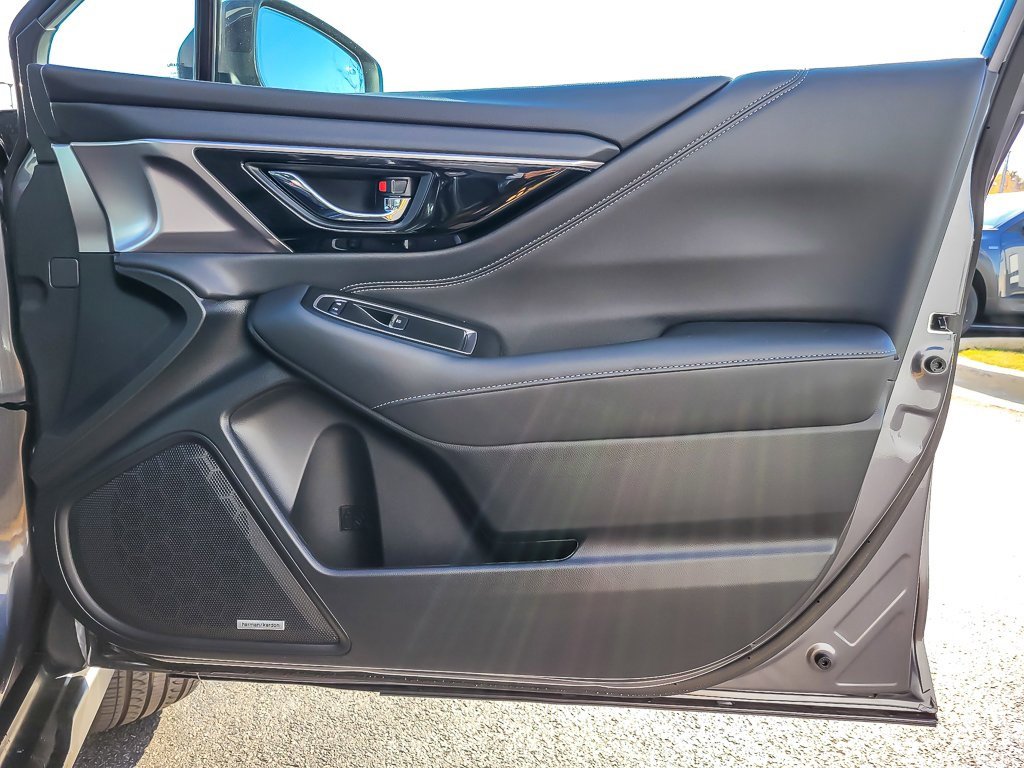2025 SUBARU OUTBACK - Image 21