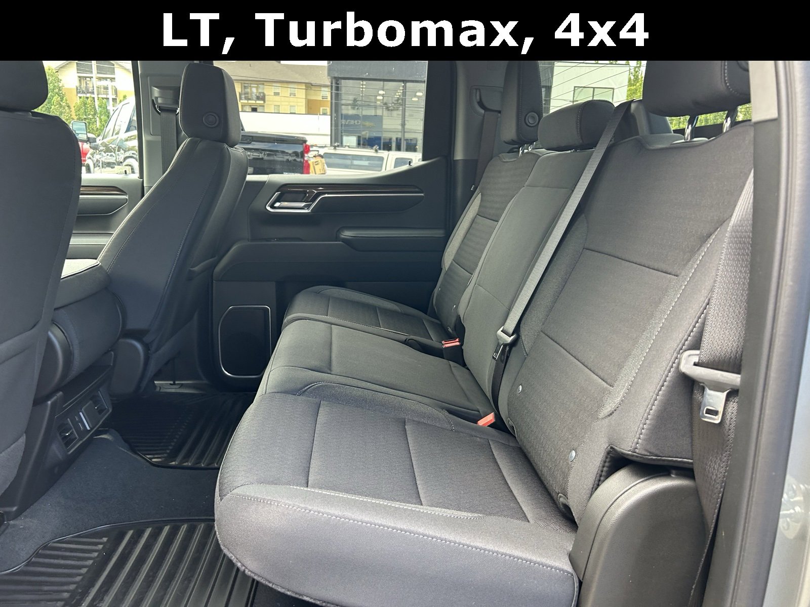 2025 Chevrolet Silverado 1500 LT photo 23