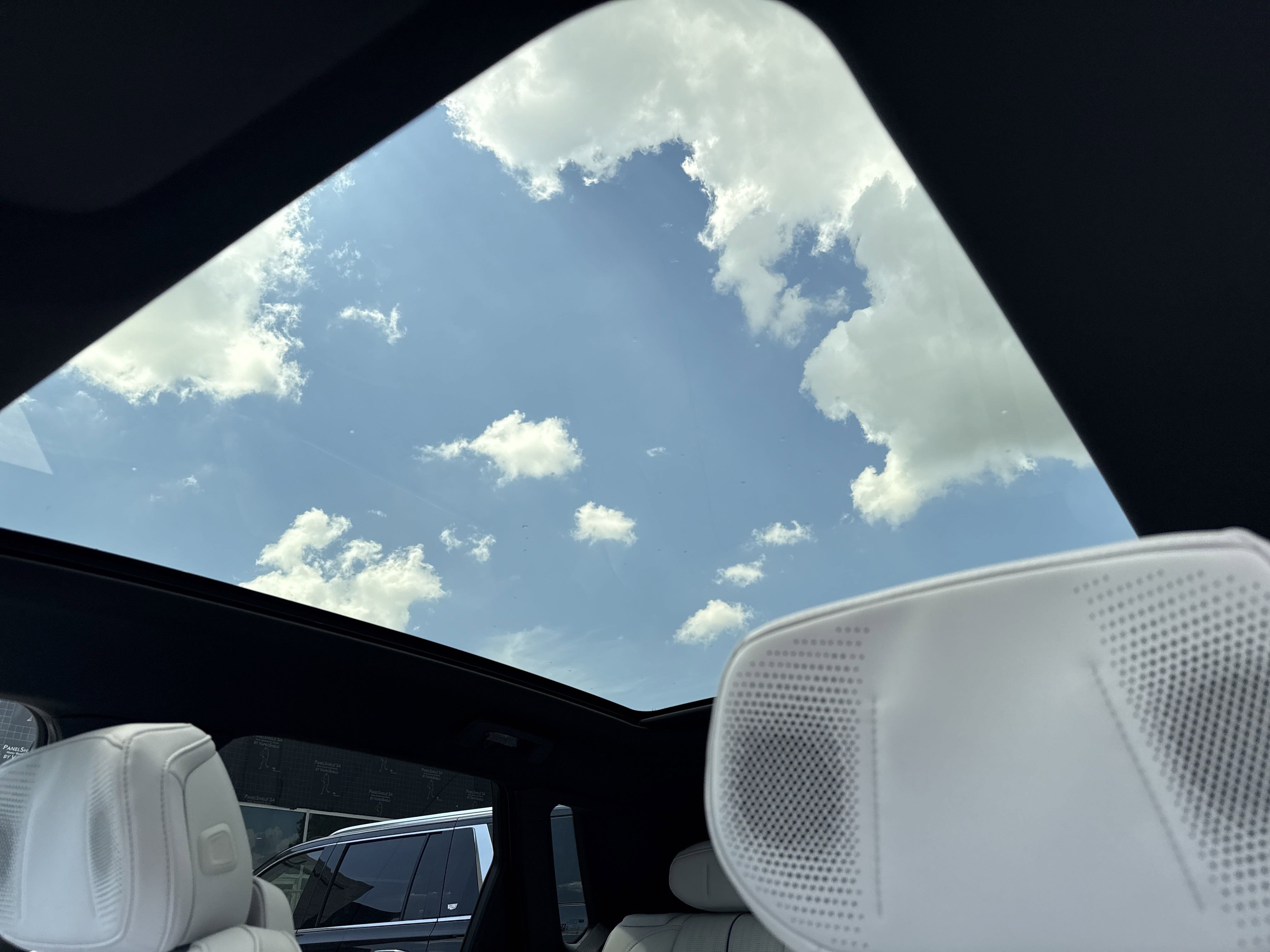 2025 Cadillac Lyriq Sport photo 18