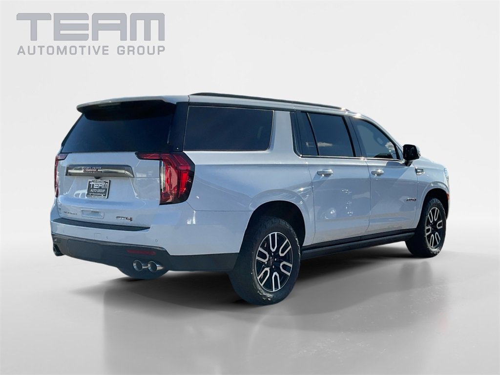 2023 Gmc Yukon XL AT4 photo 4
