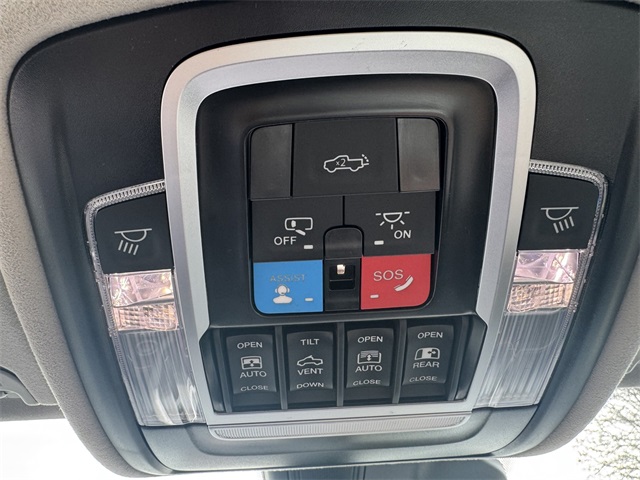 2025 Ram 1500 photo 35