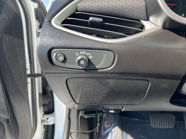 2022 Chevrolet Malibu 1LT photo 16