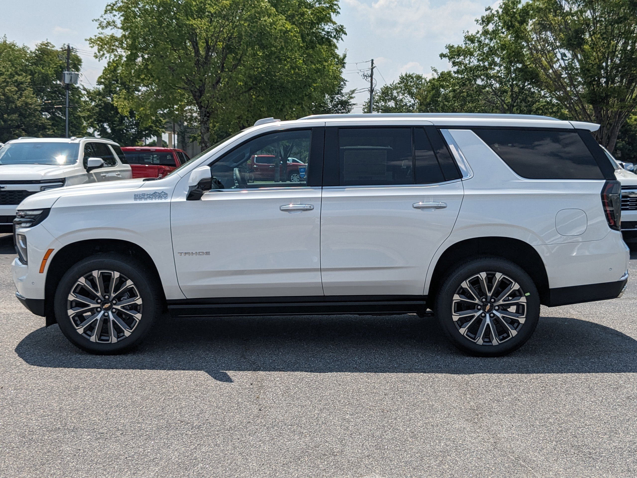 2025 Chevrolet Tahoe High Country photo 5