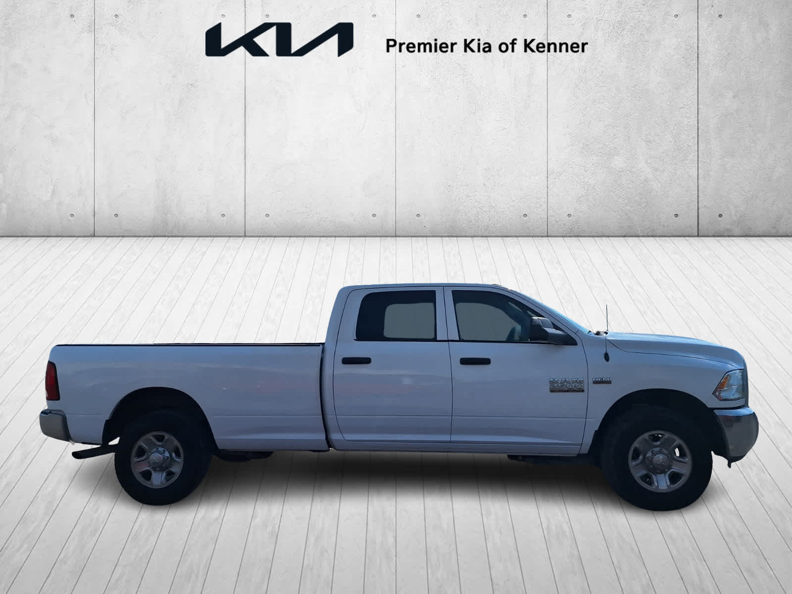 2018 Ram 2500 Tradesman photo 4