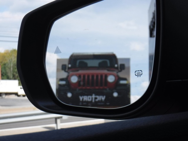 2025 Jeep Grand Cherokee Laredo X photo 29