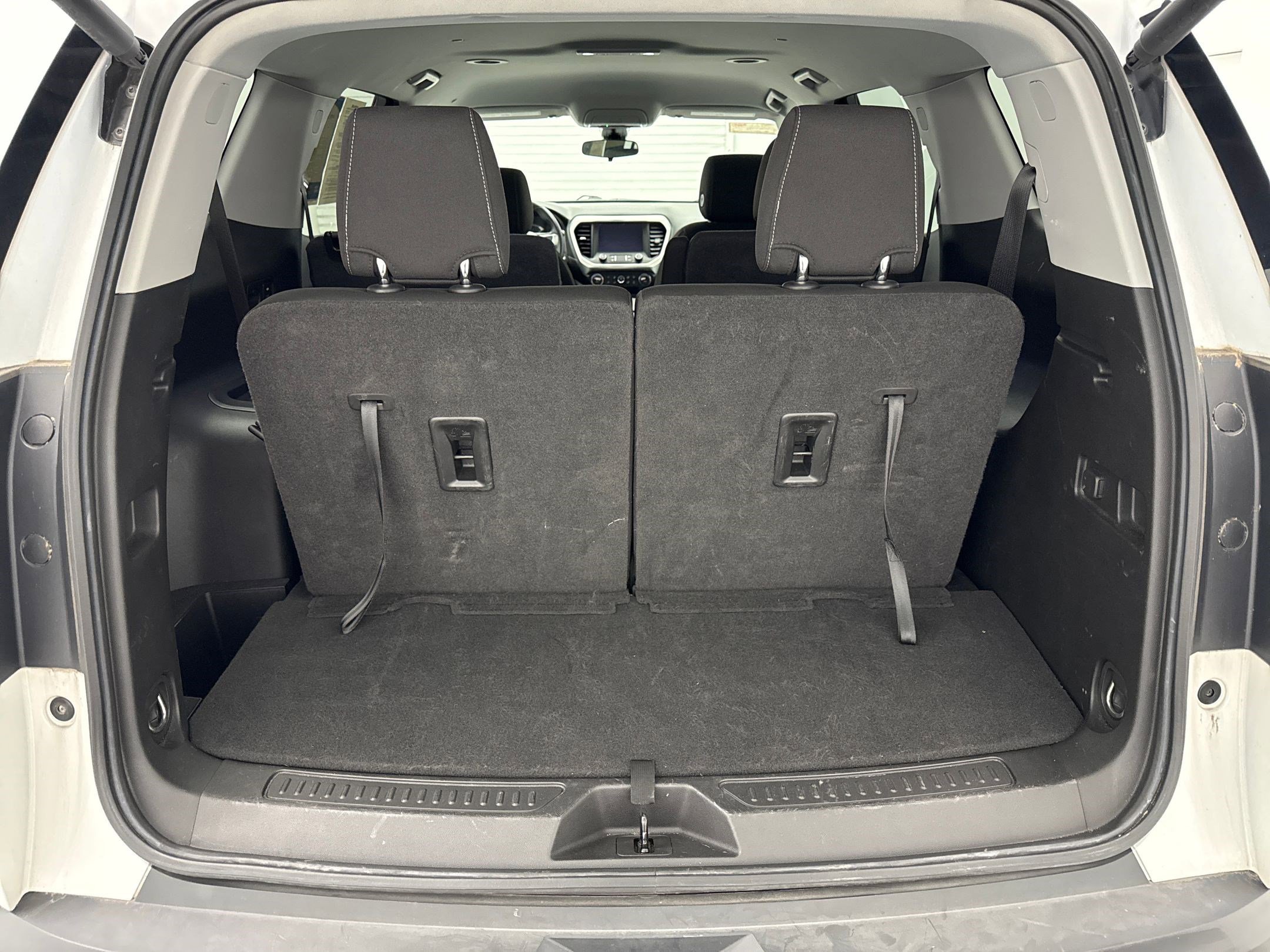 2021 Gmc Acadia SLE photo 22