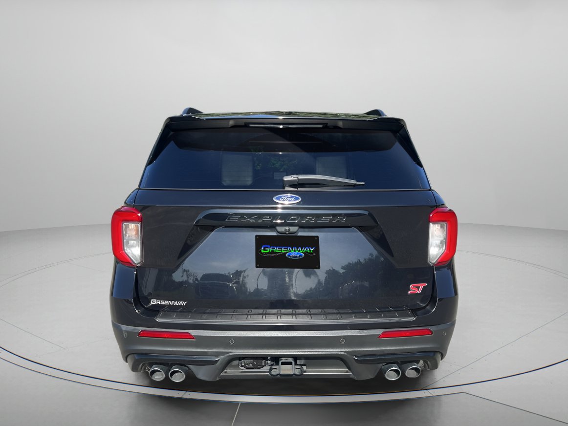 2022 Ford Explorer ST photo 4