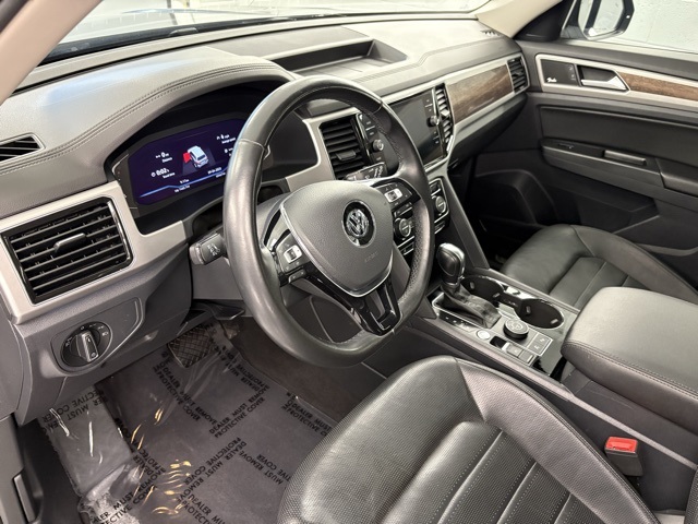 2019 Volkswagen Atlas V6 SEL Premium photo 20