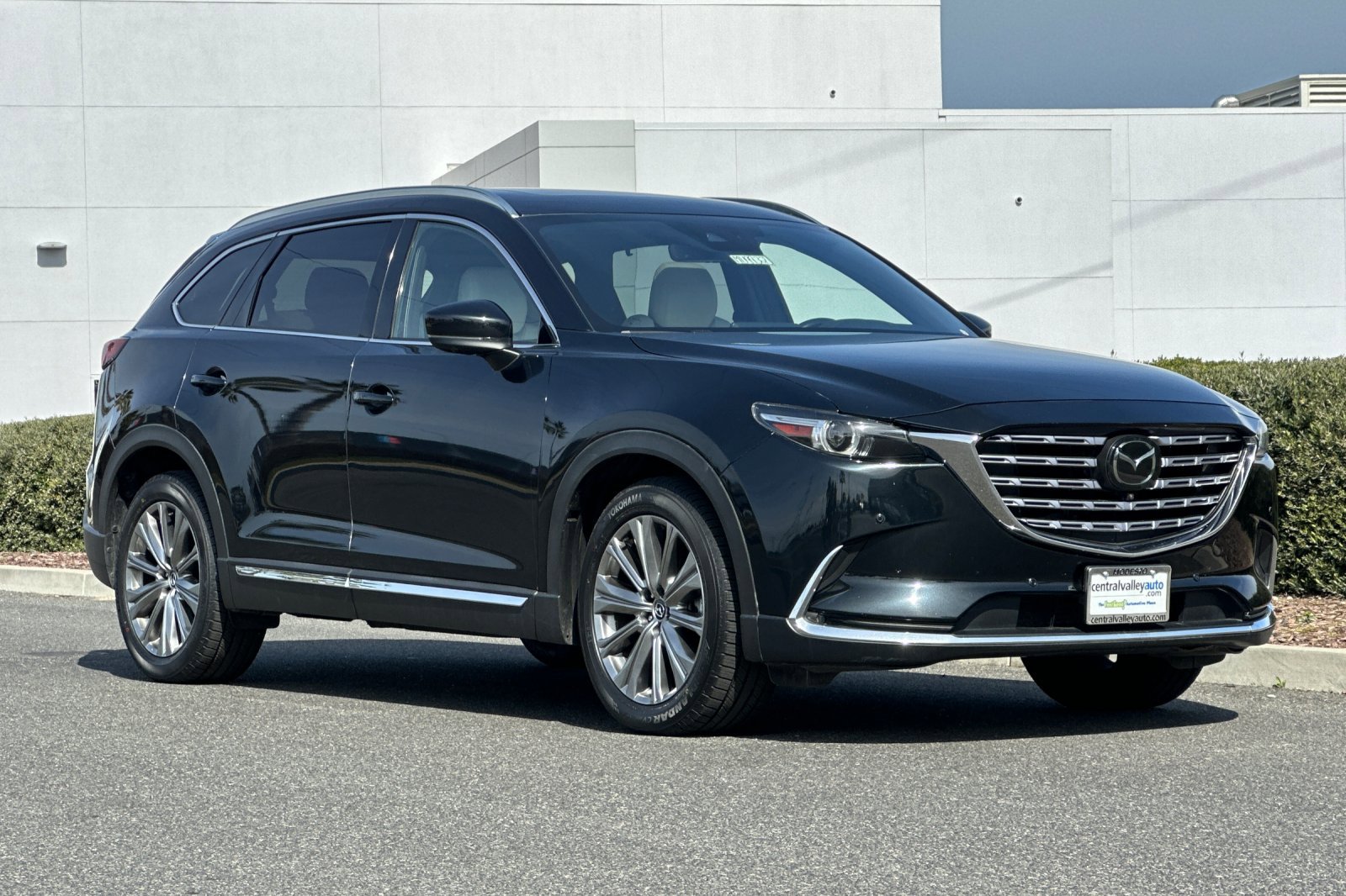 2023 Mazda CX-9 Signature's photo
