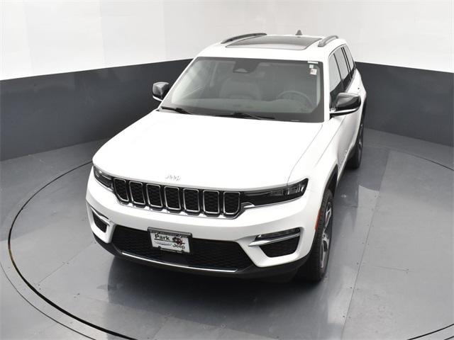 2023 Jeep Grand Cherokee Limited photo 13