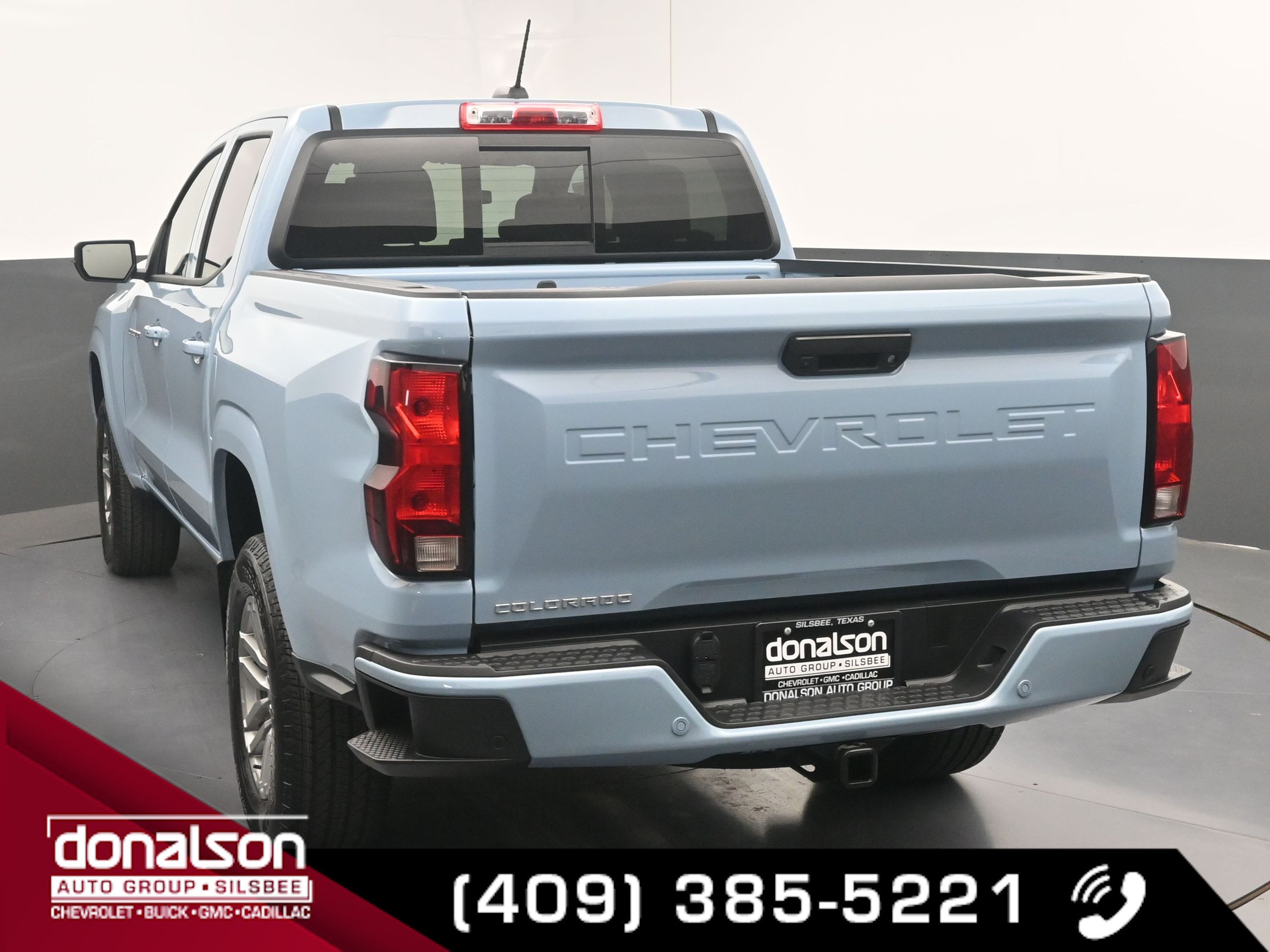 2025 Chevrolet Colorado Work Truck LT photo 3