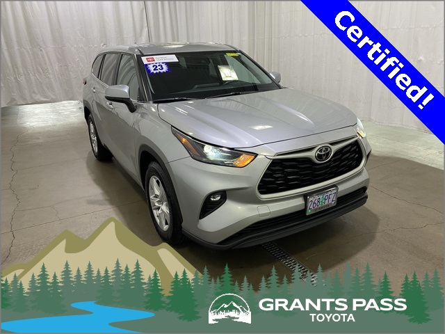2023 Toyota Highlander LE