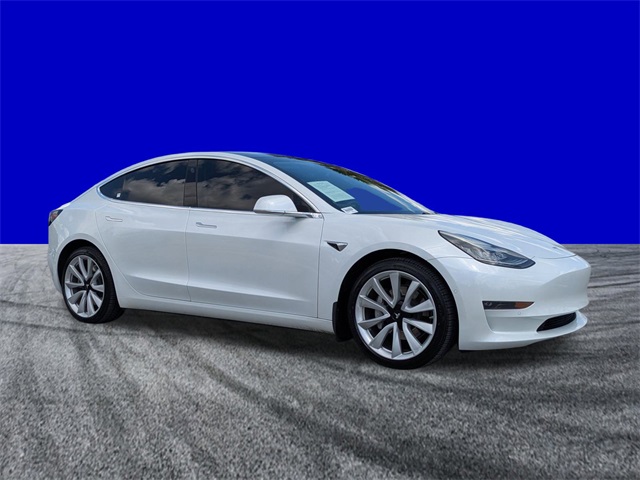 2020 Tesla Model 3 Long Range photo 2