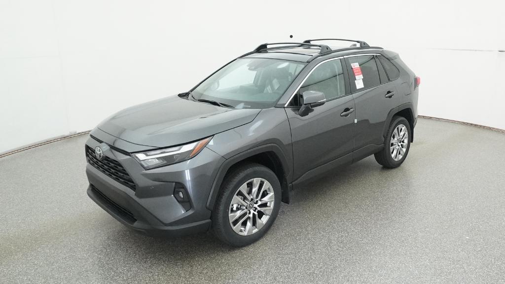 2025 Toyota RAV4 XLE Premium's photo