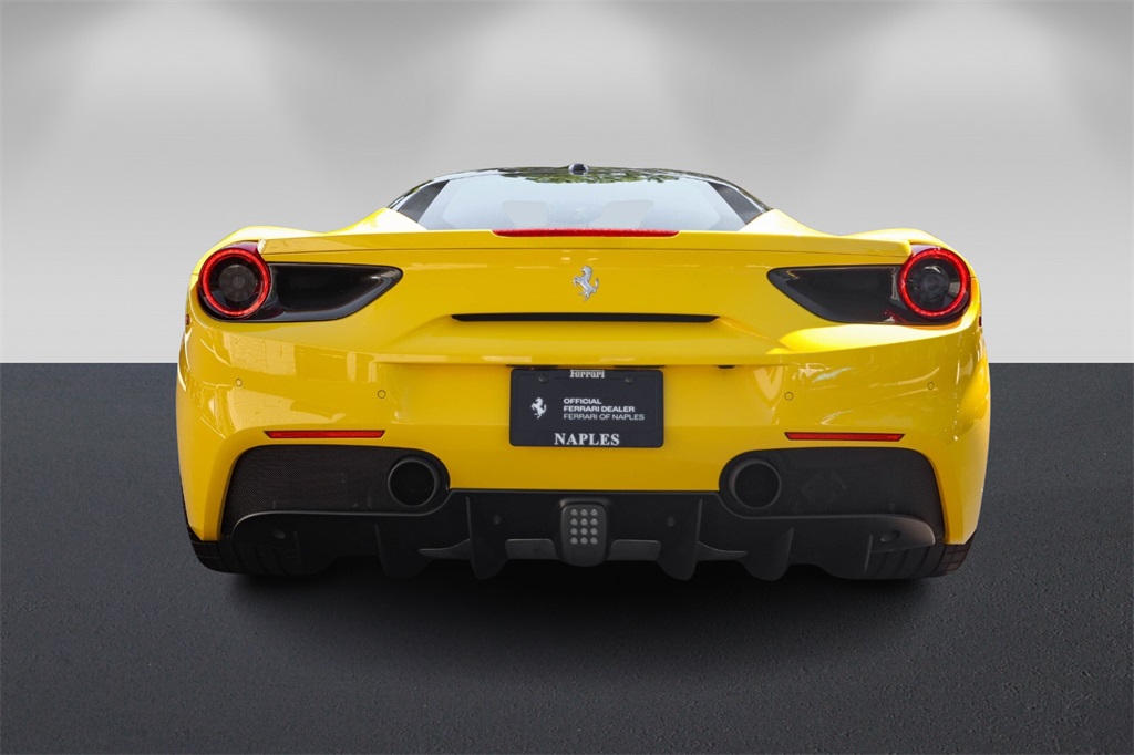 2016 Ferrari 488 GTB photo 4