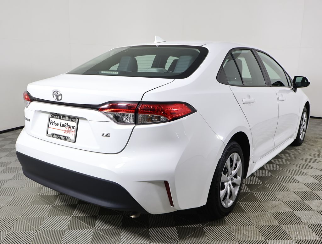 2023 Toyota Corolla LE photo 5