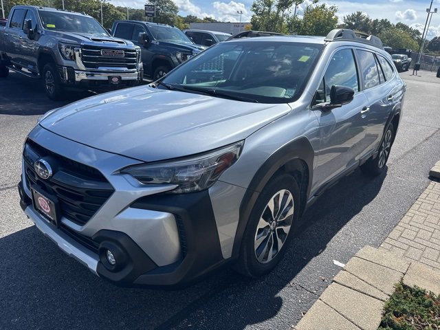 2023 Subaru Outback Limited photo 3