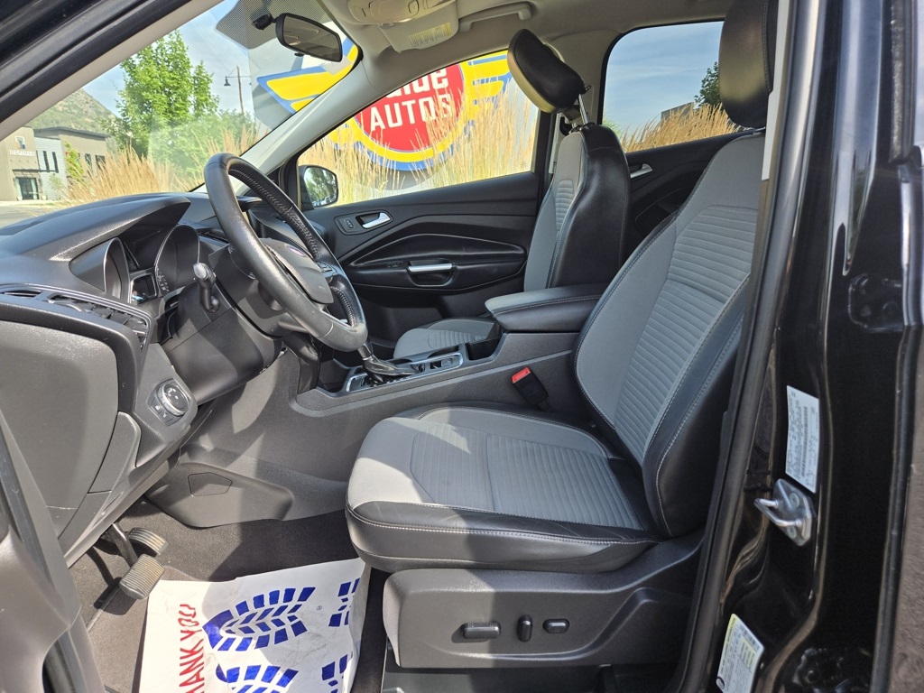 Used 2019 Ford Escape SE with VIN 1FMCU9GD3KUB73940 for sale in Durango, CO